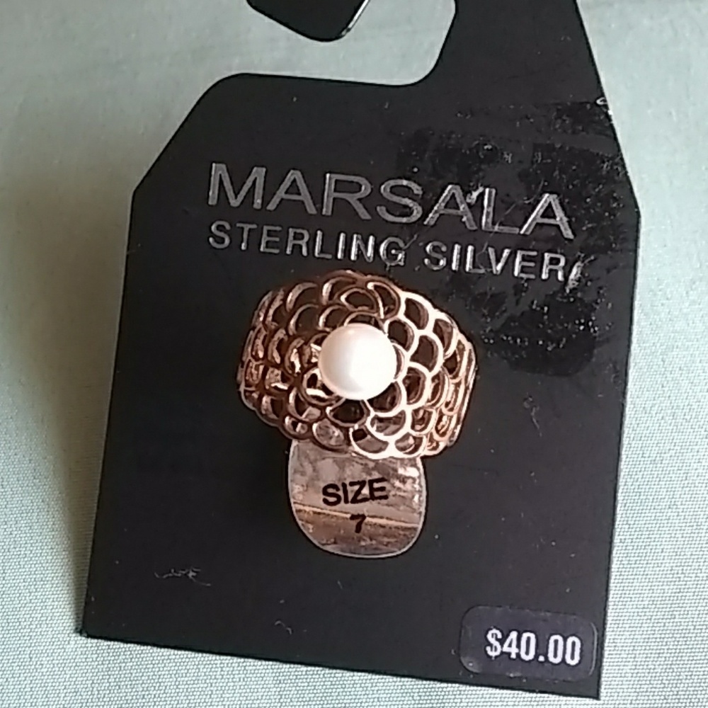 NWT bronze and pearl ring